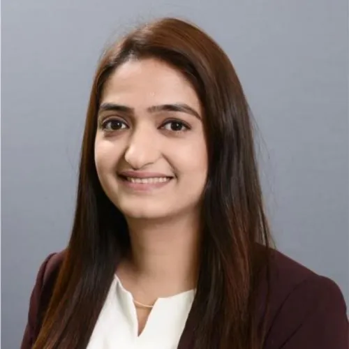 Dr. Amna Javed